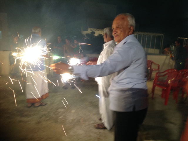 Deepavali Celebrations 2015 At Smiles